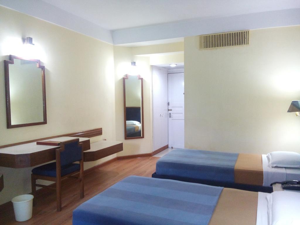 Hotel Kalinga Ashok Bhubaneswar Exterior photo