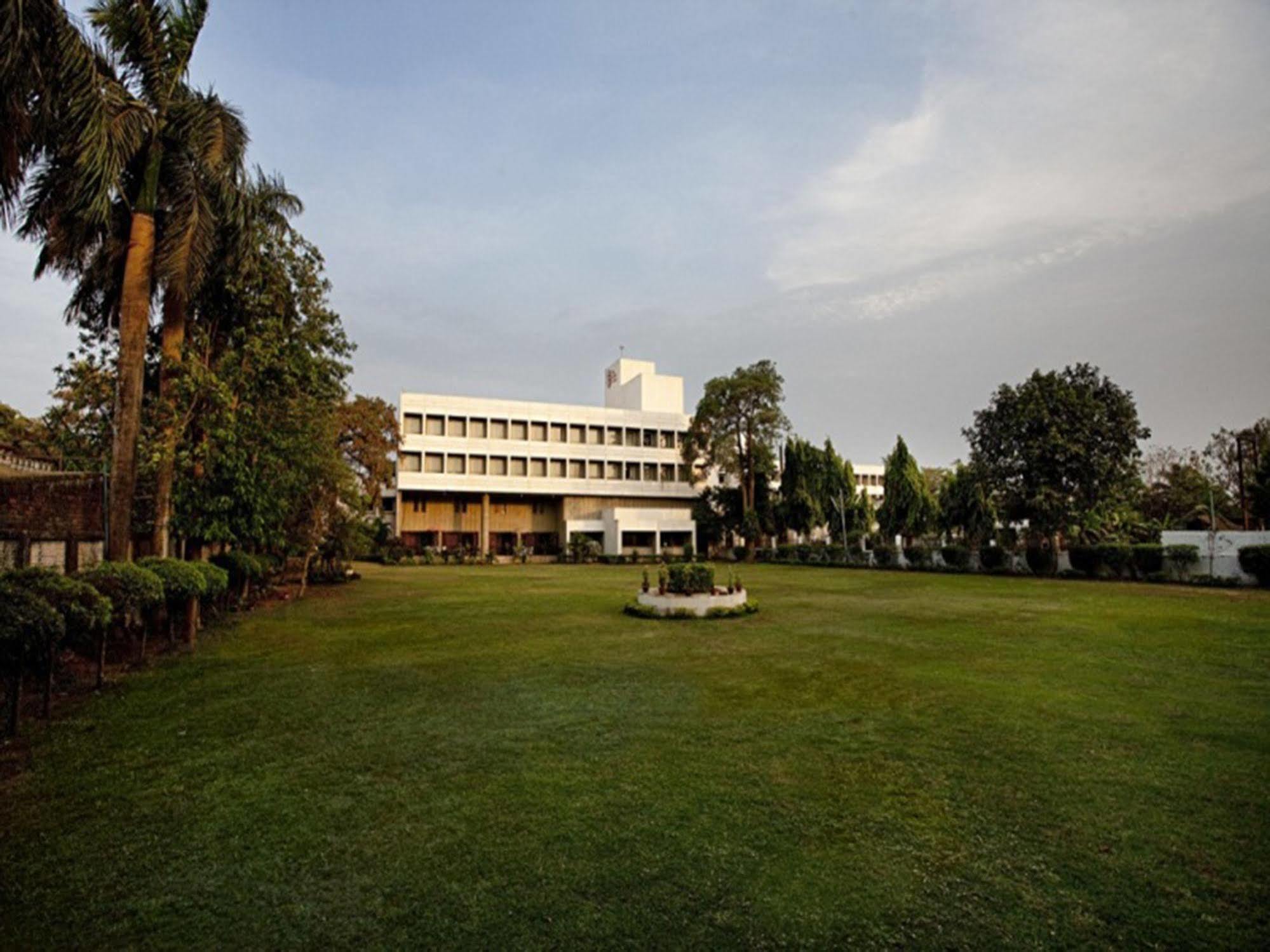 Hotel Kalinga Ashok Bhubaneswar Exterior photo