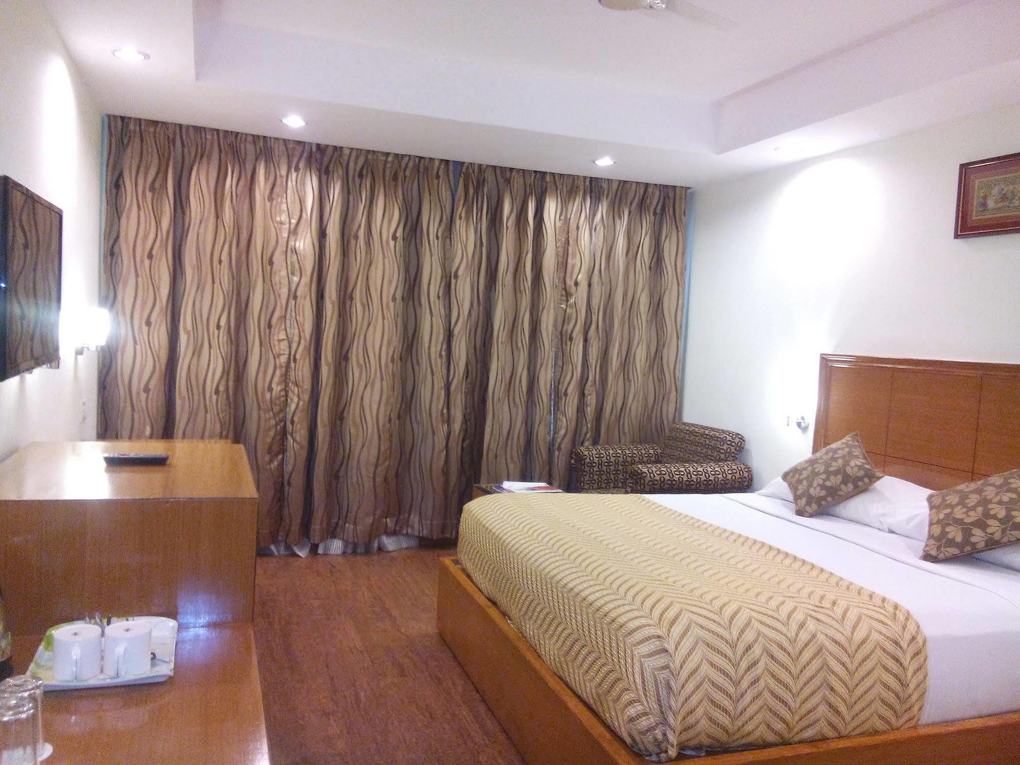 Hotel Kalinga Ashok Bhubaneswar Exterior photo