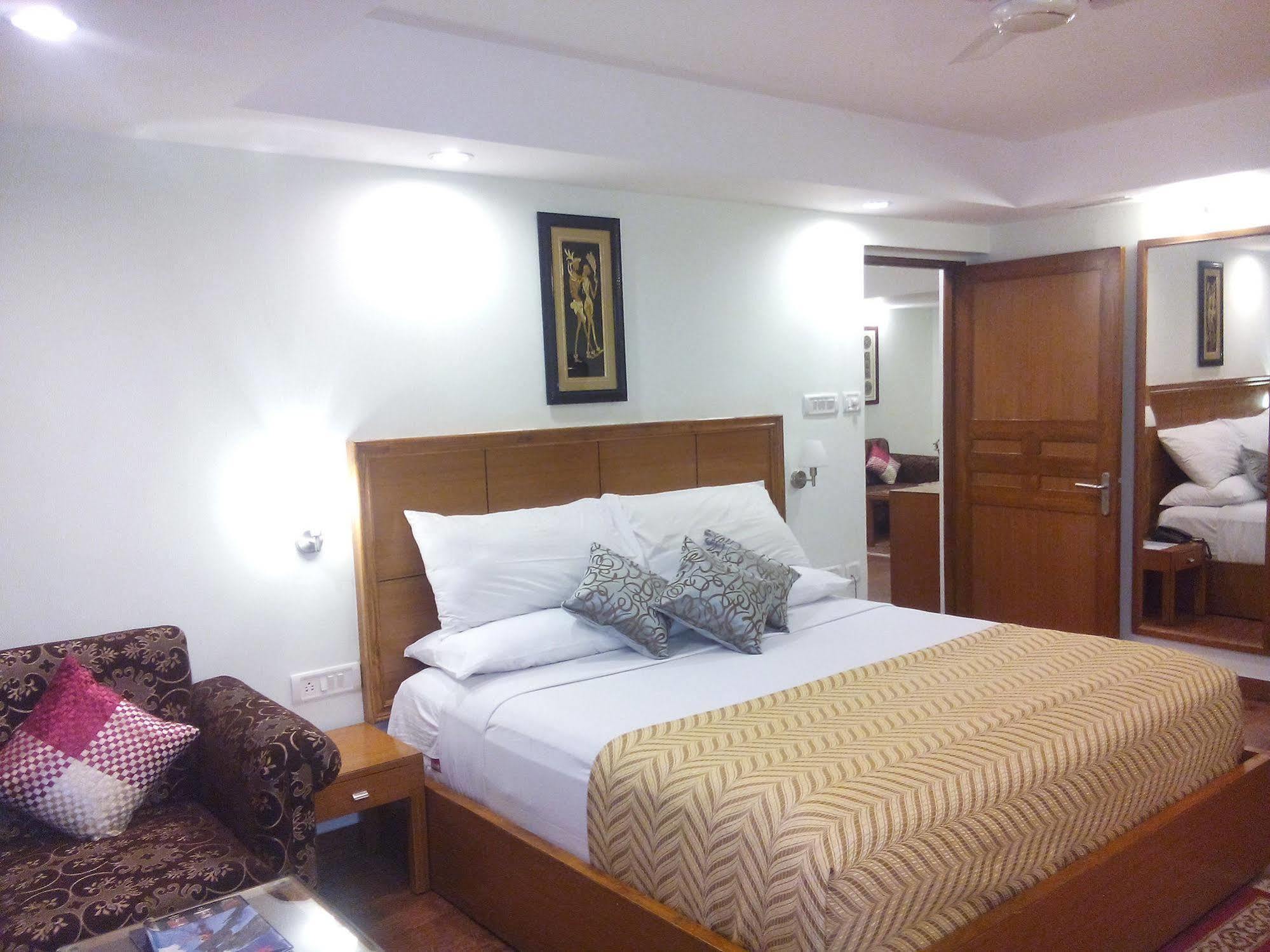 Hotel Kalinga Ashok Bhubaneswar Exterior photo
