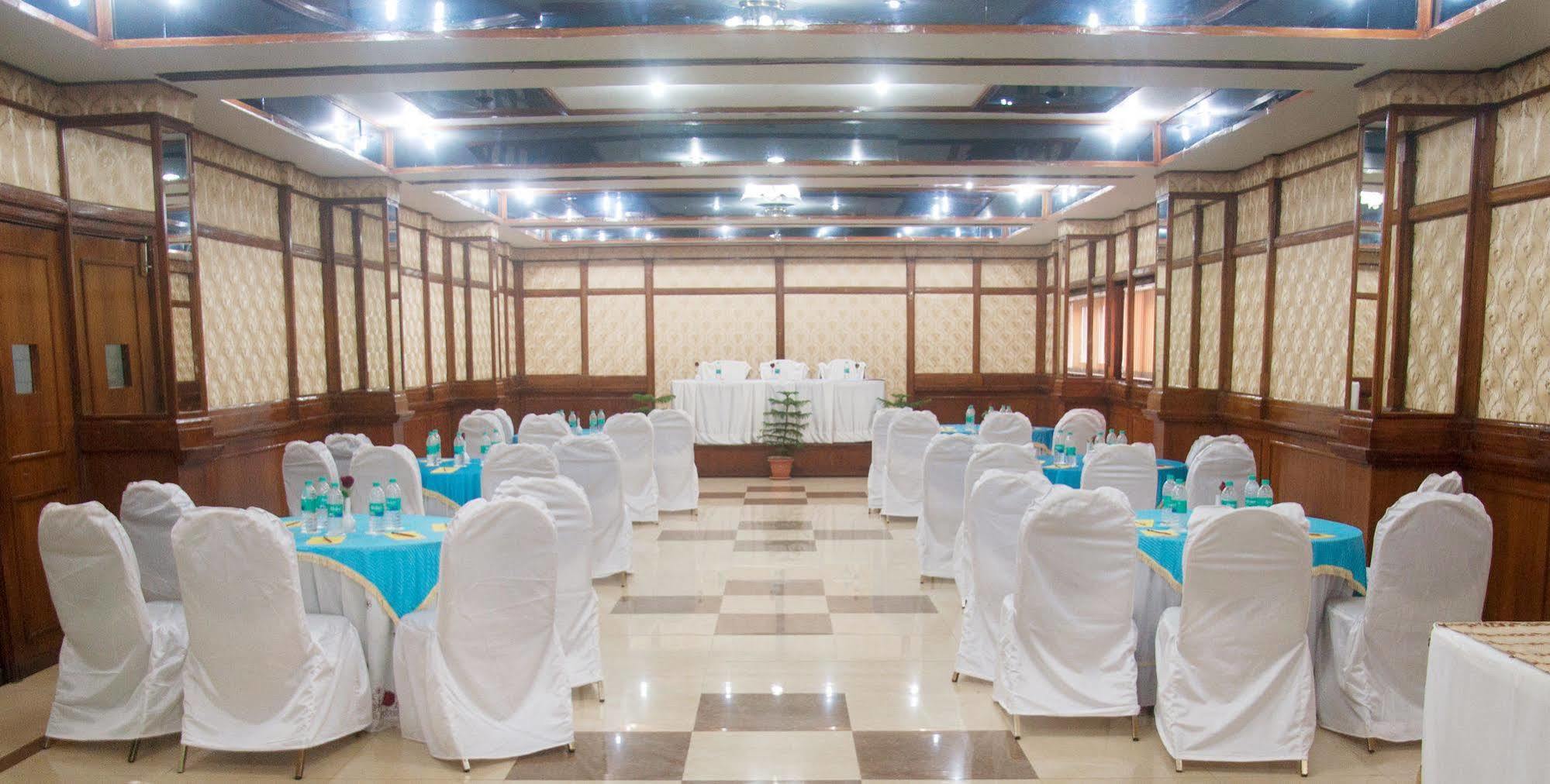 Hotel Kalinga Ashok Bhubaneswar Exterior photo